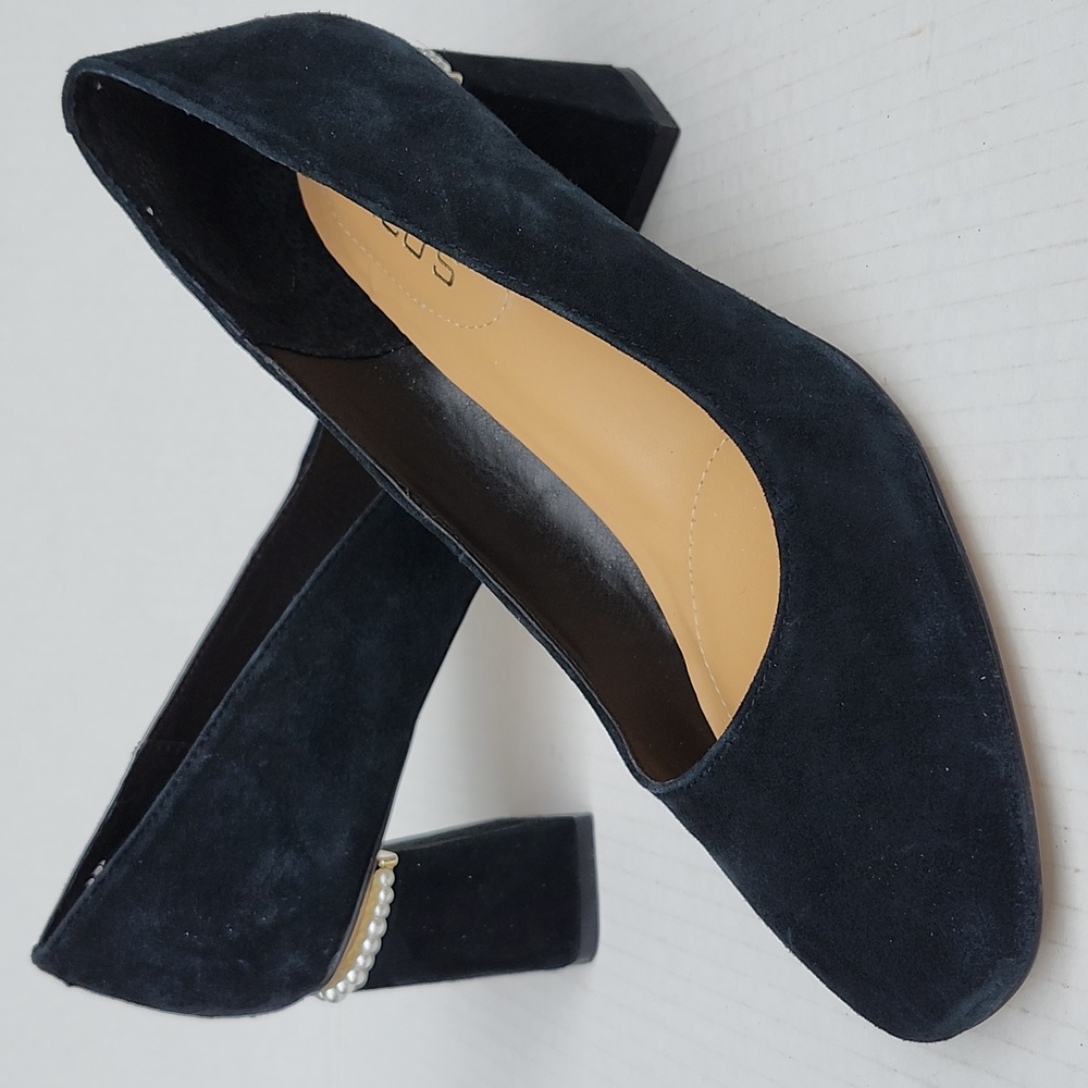 NWOT CHICO'S ALESSIA SUEDE PUMPS - Picture 9 of 10